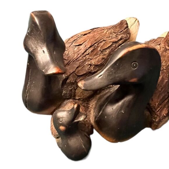 Duck Family, made of resin, looks like wood. EUC &!adorable! - Picture 6 of 11